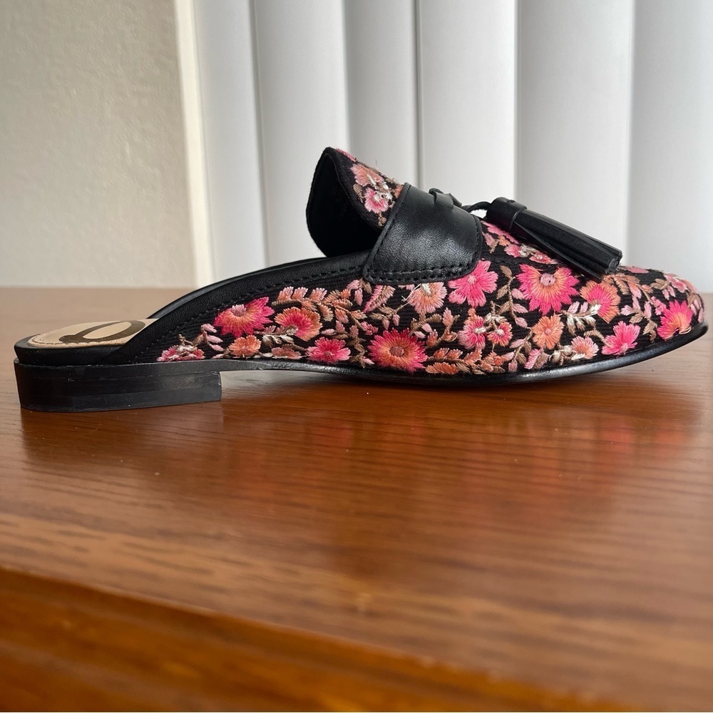 Sam Edelman Paris 2 Floral Embroidered Tassel Mules Size 5.5 - Picture 5 of 12